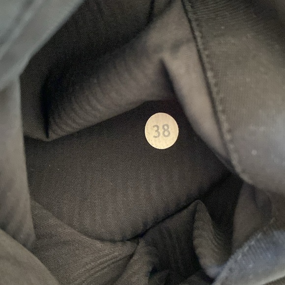 Lululemon black joggers men’s 38 VGUC - Picture 6 of 6